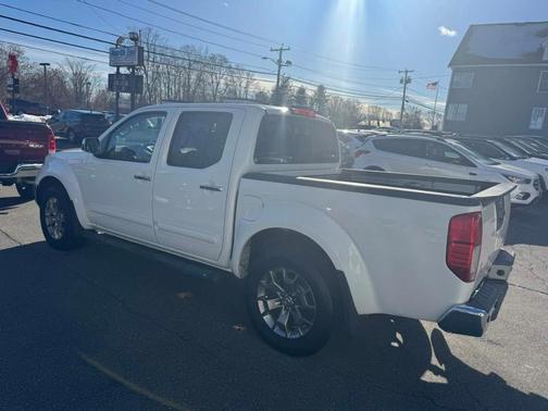 2015 Nissan Frontier SL