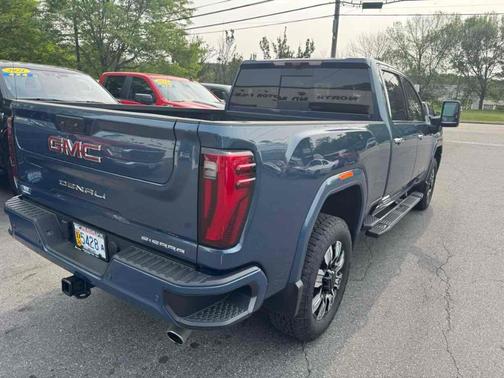 2025 GMC Sierra 2500 Denali