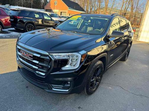 2024 GMC Terrain AT4