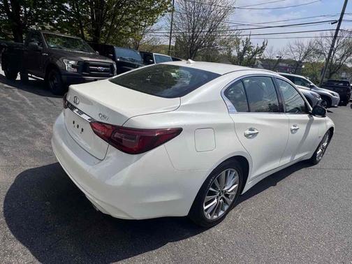 Majestic White 2018 INFINITI Q50 3.0t LUXE