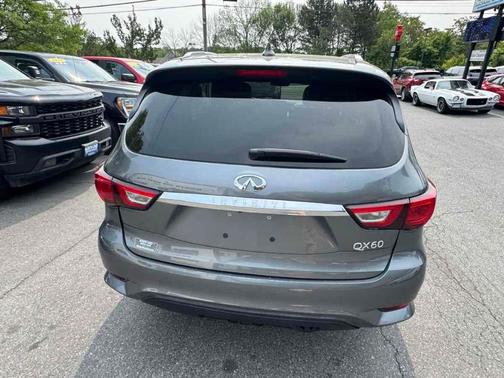2017 INFINITI QX60 Base