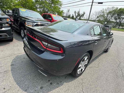 2016 Dodge Charger SXT
