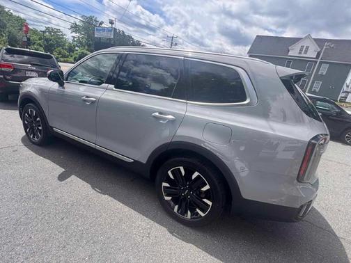 Wolf Gray 2024 Kia Telluride SX