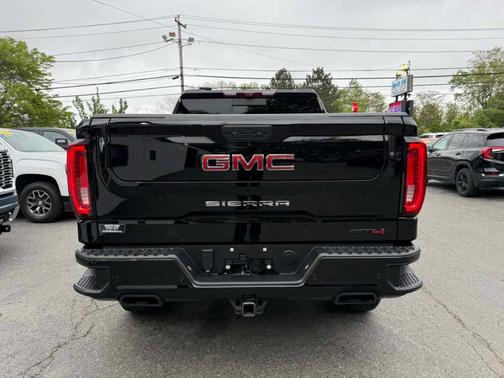 2022 GMC Sierra 1500 Limited AT4