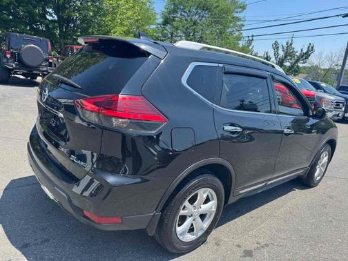 2017 Nissan Rogue SL