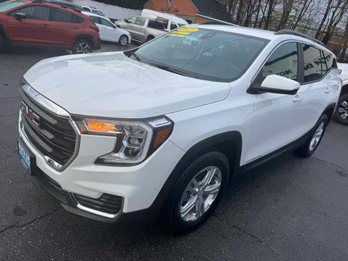 2023 GMC Terrain SLE