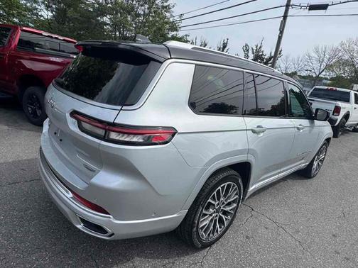 2021 Jeep Grand Cherokee L Summit
