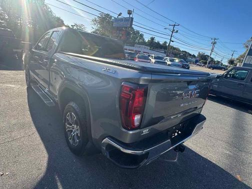 2020 GMC Sierra 1500 SLE