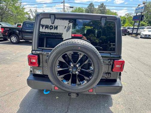 2022 Jeep Wrangler Unlimited 4xe Sahara