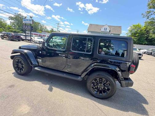 2022 Jeep Wrangler Unlimited 4xe Sahara