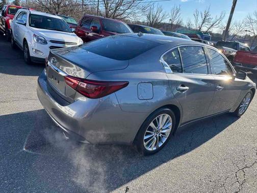 2023 INFINITI Q50 LUXE