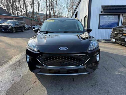 2021 Ford Escape Titanium
