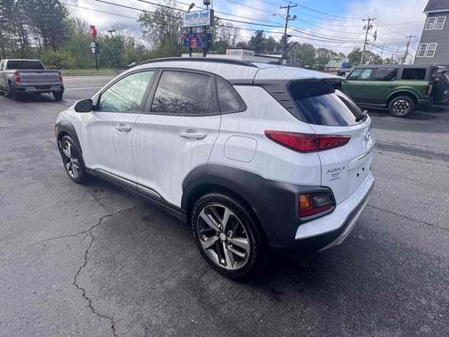 Chalk White 2018 Hyundai KONA Limited