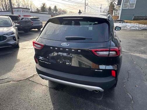 2024 Ford Escape Platinum