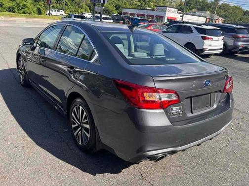 Magnetite Gray Metallic 2018 Subaru Legacy 2.5i Premium