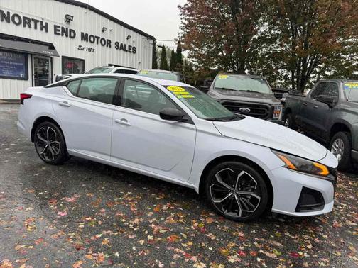 2024 Nissan Altima 2.5 SR