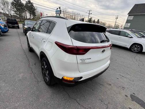 2022 Kia Sportage EX