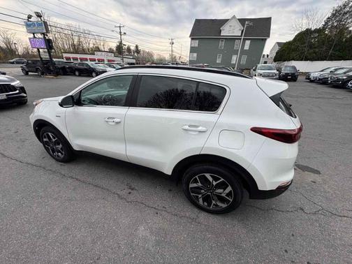 2022 Kia Sportage EX