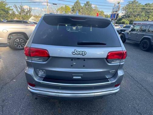 2021 Jeep Grand Cherokee Summit