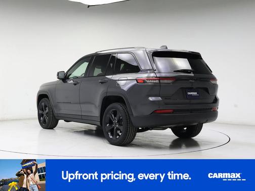 Gray 2024 Jeep Grand Cherokee Altitude