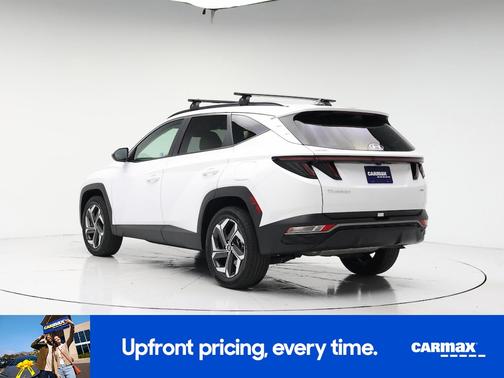 White 2024 Hyundai TUCSON SEL