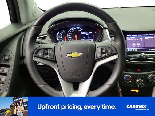 White 2020 Chevrolet Trax LT