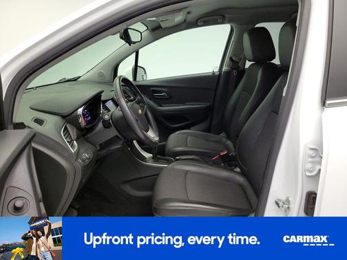 White 2020 Chevrolet Trax LT