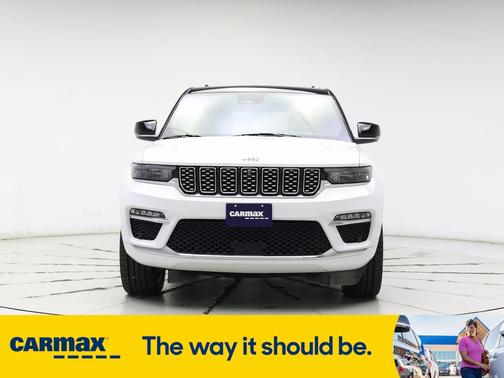 2023 Jeep Grand Cherokee Summit