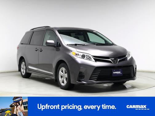 2020 Toyota Sienna LE