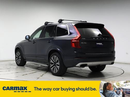 2021 Volvo XC90 T6 Momentum