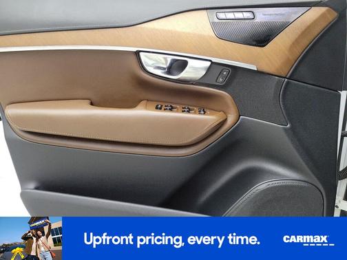 2019 Volvo XC90 T6 Inscription
