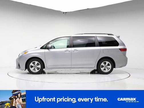 Silver 2018 Toyota Sienna LE