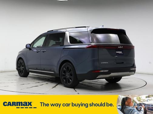 2024 Kia Carnival SX
