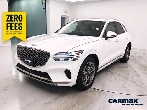 White 2022 Genesis GV70