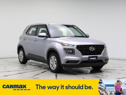 2022 Hyundai VENUE SE