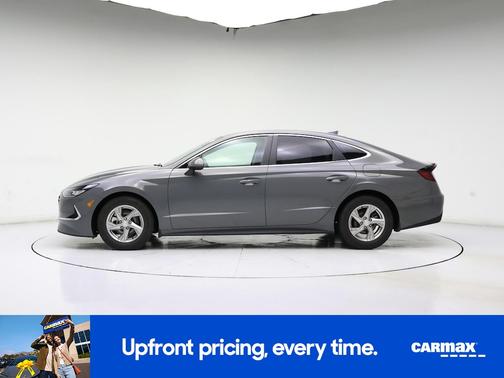 Gray 2022 Hyundai SONATA SE