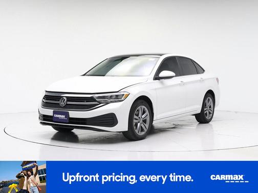 White 2024 Volkswagen Jetta SE