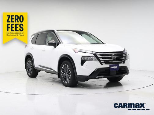 White 2024 Nissan Rogue Platinum