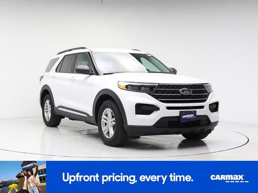 White 2022 Ford Explorer XLT