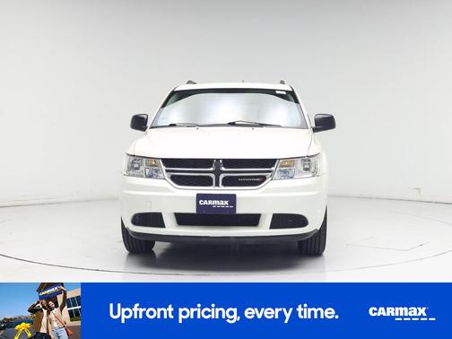 White 2017 Dodge Journey SE