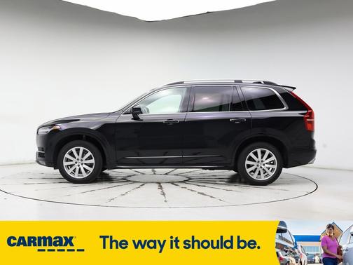 2019 Volvo XC90 T6 Momentum