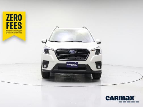 White 2024 Subaru Forester Limited