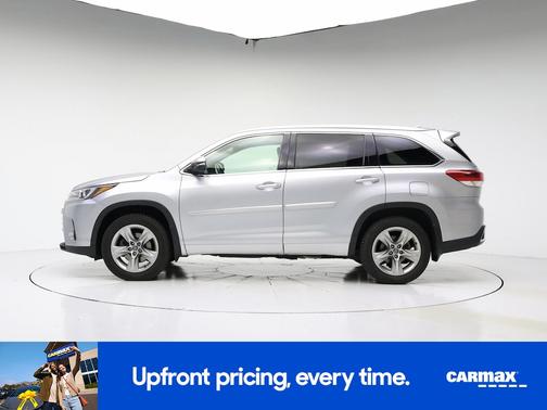 Silver 2018 Toyota Highlander Limited