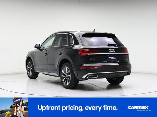 Black 2024 Audi Q5 S-Line Premium Plus