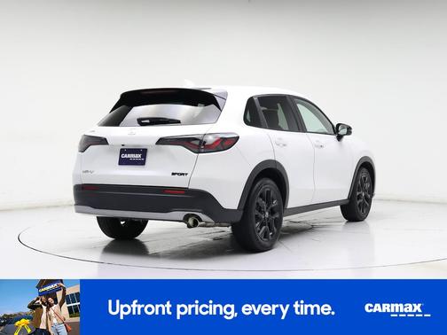 White 2024 Honda HR-V Sport