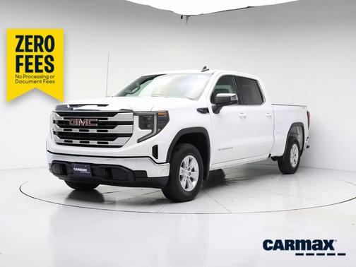 White 2022 GMC Sierra 1500 SLE