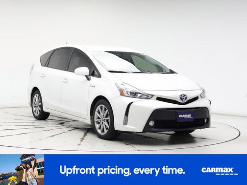 2015 Toyota Prius v Four