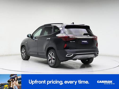 Black 2023 Kia Seltos SX