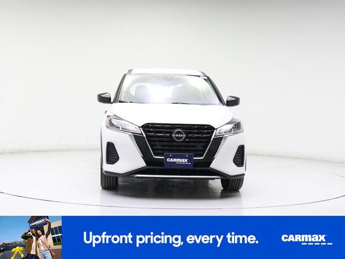 2022 Nissan Kicks S