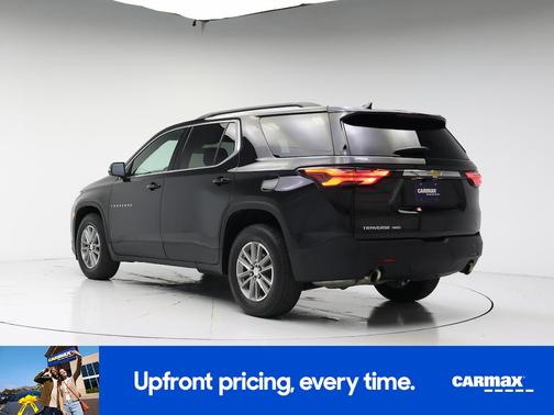 Black 2022 Chevrolet Traverse LT Cloth